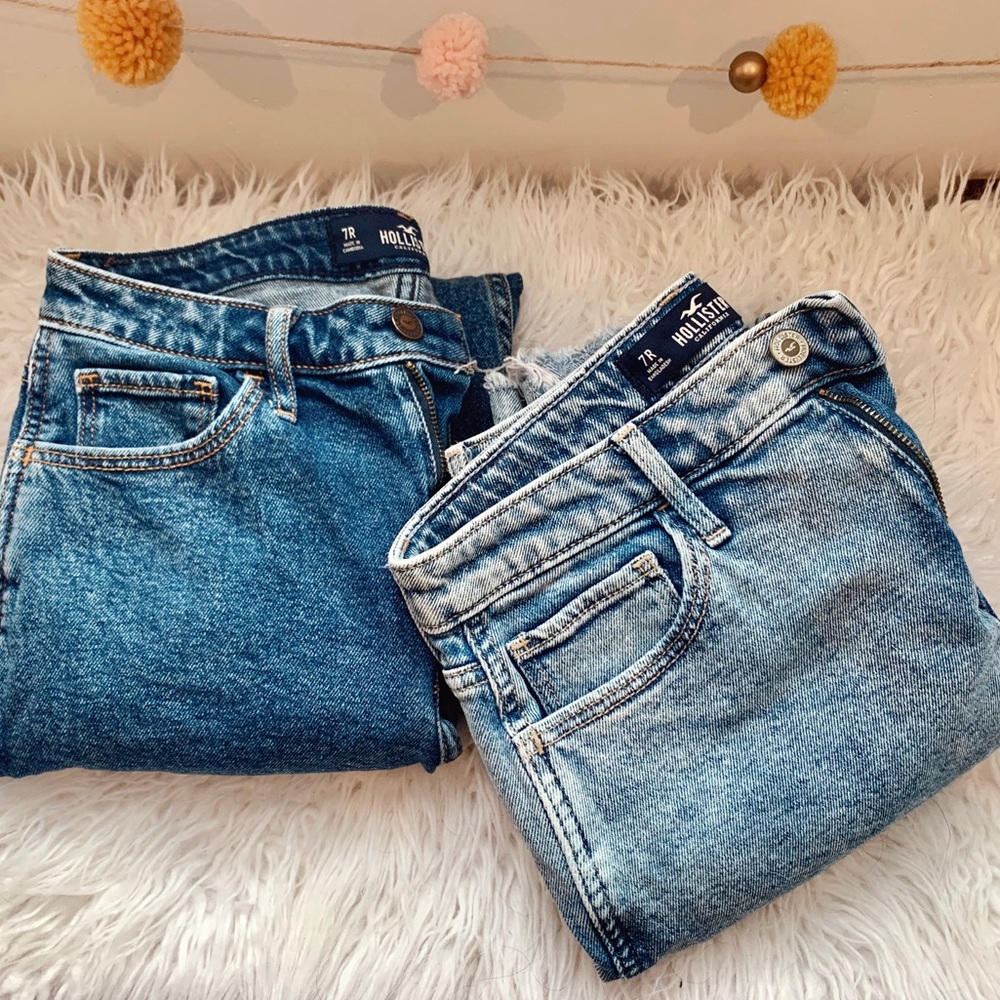 (2) Hollister MomJeans 7R